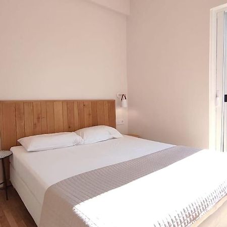 Harmony Suite In The Center Of Kalamata Exterior photo
